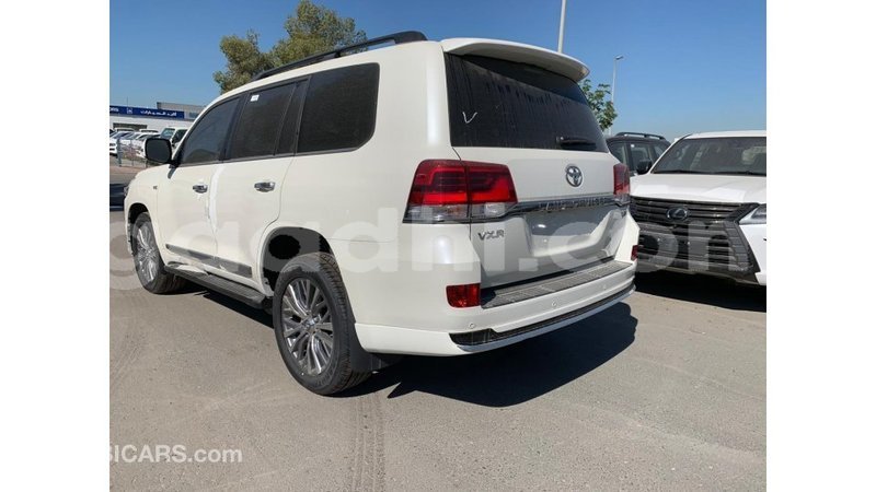 Big with watermark toyota land cruiser somalia import dubai 3126