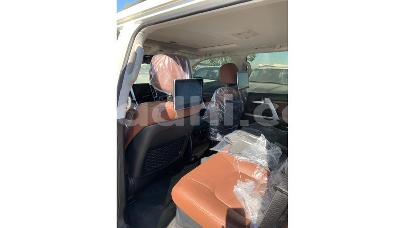 Big with watermark toyota land cruiser somalia import dubai 3126