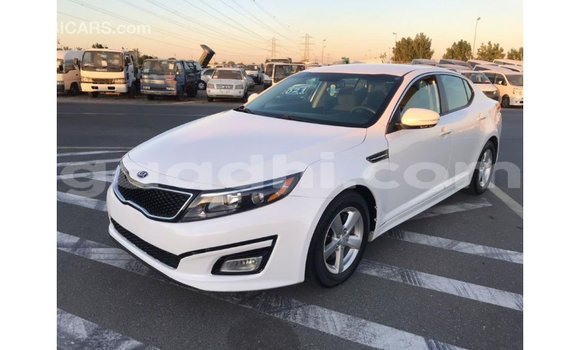 اشتري Imported Kia Optima أبيض سيارة في Import - Dubai في الصومال اشتري Imported Kia Optima أبيض سيارة في Import - Dubai في الصومال