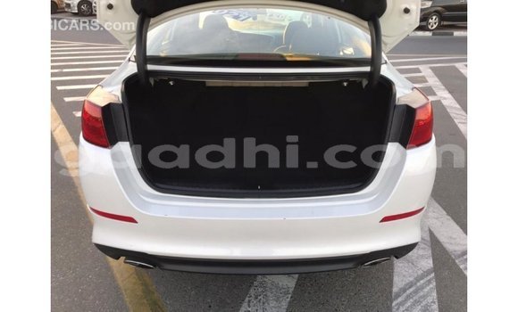 اشتري Imported Kia Optima أبيض سيارة في Import - Dubai في الصومال اشتري Imported Kia Optima أبيض سيارة في Import - Dubai في الصومال
