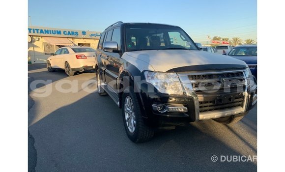 Imported Mitsubishi Pajero Black Makiinaa iti Import - Dubai keessatti Somalia keessatti Imported Mitsubishi Pajero Black Makiinaa iti Import - Dubai keessatti Somalia keessatti