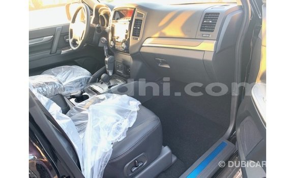Imported Mitsubishi Pajero Black Makiinaa iti Import - Dubai keessatti Somalia keessatti Imported Mitsubishi Pajero Black Makiinaa iti Import - Dubai keessatti Somalia keessatti
