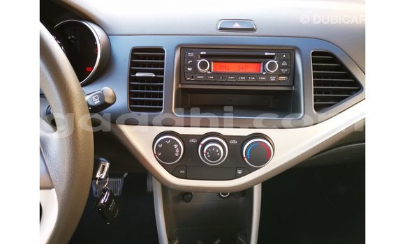 Nunua Imported Kia Picanto Nyeupe Gari ndani ya Import - Dubai nchini Somalia Nunua Imported Kia Picanto Nyeupe Gari ndani ya Import - Dubai nchini Somalia