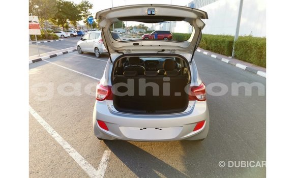 Nunua Imported Hyundai i10 Nyingine Gari ndani ya Import - Dubai nchini Somalia Nunua Imported Hyundai i10 Nyingine Gari ndani ya Import - Dubai nchini Somalia