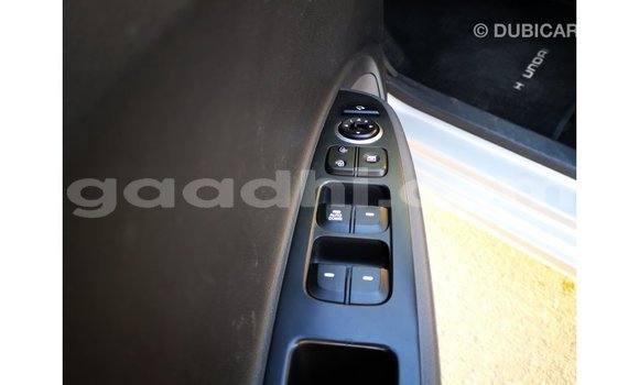 Nunua Imported Hyundai i10 Nyingine Gari ndani ya Import - Dubai nchini Somalia Nunua Imported Hyundai i10 Nyingine Gari ndani ya Import - Dubai nchini Somalia