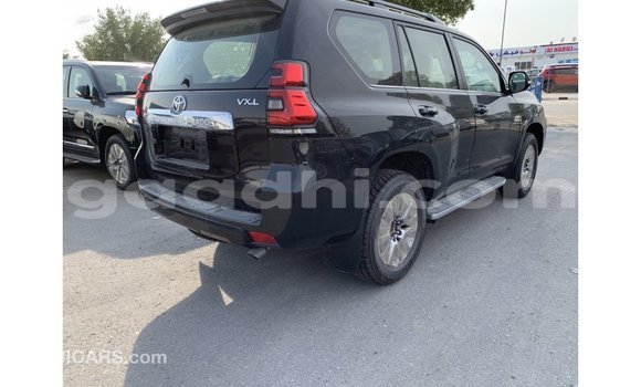 اشتري Imported Toyota Prado أسود سيارة في Import - Dubai في الصومال اشتري Imported Toyota Prado أسود سيارة في Import - Dubai في الصومال