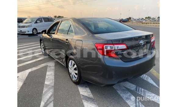 اشتري Imported Toyota Camry آخر سيارة في Import - Dubai في الصومال اشتري Imported Toyota Camry آخر سيارة في Import - Dubai في الصومال