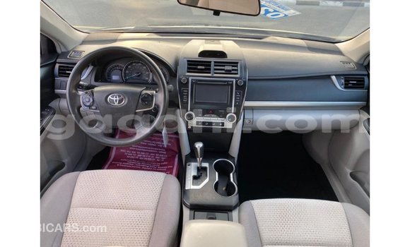 اشتري Imported Toyota Camry آخر سيارة في Import - Dubai في الصومال اشتري Imported Toyota Camry آخر سيارة في Import - Dubai في الصومال