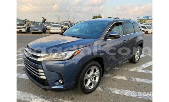Buy Import Toyota Highlander Blue Car in Import - Dubai in Somalia Buy Import Toyota Highlander Blue Car in Import - Dubai in Somalia