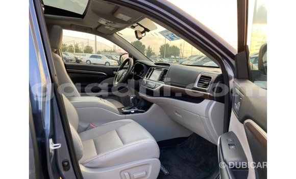 Buy Import Toyota Highlander Blue Car in Import - Dubai in Somalia Buy Import Toyota Highlander Blue Car in Import - Dubai in Somalia