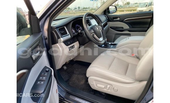 Buy Import Toyota Highlander Blue Car in Import - Dubai in Somalia Buy Import Toyota Highlander Blue Car in Import - Dubai in Somalia