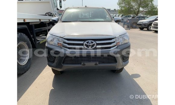 اشتري Imported Toyota Hilux آخر سيارة في Import - Dubai في الصومال اشتري Imported Toyota Hilux آخر سيارة في Import - Dubai في الصومال