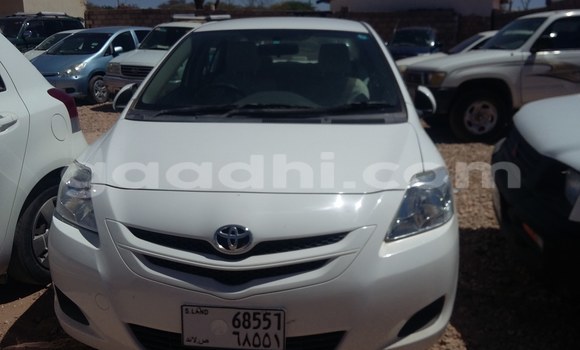 Nunua Ilio tumika Toyota 4Runner Nyeupe Gari ndani ya Hargeysa nchini Somaliland Nunua Ilio tumika Toyota 4Runner Nyeupe Gari ndani ya Hargeysa nchini Somaliland