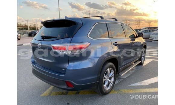 ይግዙ Imported Toyota Highlander ሰማያዊ መኪና በ Import - Dubai በ ሶማሊያ ይግዙ Imported Toyota Highlander ሰማያዊ መኪና በ Import - Dubai በ ሶማሊያ