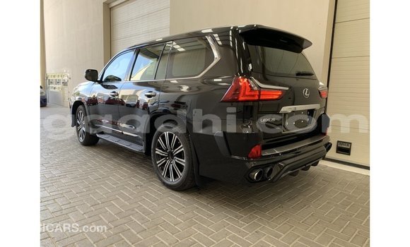 Imported Lexus LX Black Makiinaa iti Import - Dubai keessatti Somalia keessatti Imported Lexus LX Black Makiinaa iti Import - Dubai keessatti Somalia keessatti