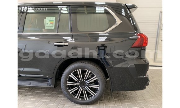 Imported Lexus LX Black Makiinaa iti Import - Dubai keessatti Somalia keessatti Imported Lexus LX Black Makiinaa iti Import - Dubai keessatti Somalia keessatti