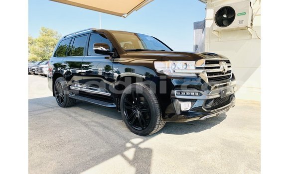 اشتري Imported Toyota Land Cruiser أسود سيارة في Import - Dubai في الصومال اشتري Imported Toyota Land Cruiser أسود سيارة في Import - Dubai في الصومال