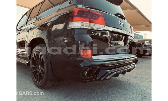 اشتري Imported Toyota Land Cruiser أسود سيارة في Import - Dubai في الصومال اشتري Imported Toyota Land Cruiser أسود سيارة في Import - Dubai في الصومال