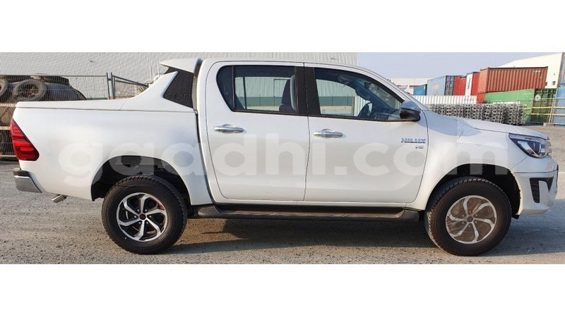 Big with watermark toyota hilux somalia import dubai 3168