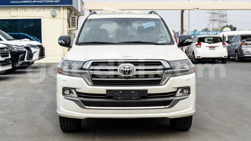 Big with watermark toyota land cruiser somalia import dubai 3169