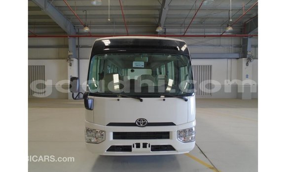 اشتري Imported Abarth 595 أبيض سيارة في Import - Dubai في الصومال اشتري Imported Abarth 595 أبيض سيارة في Import - Dubai في الصومال