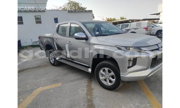 اشتري Imported Mitsubishi L200 آخر سيارة في Import - Dubai في الصومال اشتري Imported Mitsubishi L200 آخر سيارة في Import - Dubai في الصومال