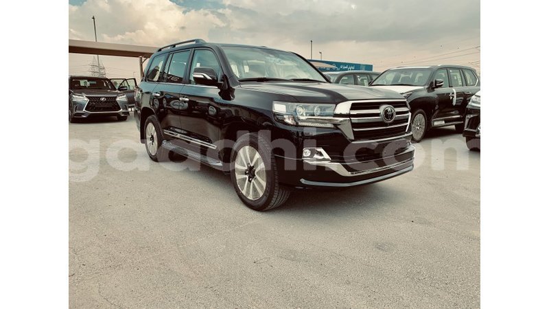 Big with watermark toyota land cruiser somalia import dubai 3182