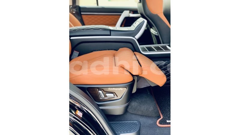 Big with watermark toyota land cruiser somalia import dubai 3182