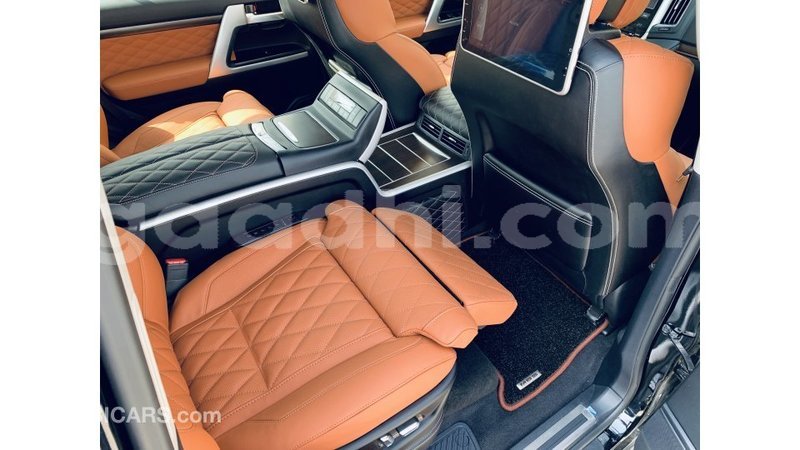 Big with watermark toyota land cruiser somalia import dubai 3182