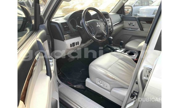 اشتري Imported Mitsubishi Pajero آخر سيارة في Import - Dubai في الصومال اشتري Imported Mitsubishi Pajero آخر سيارة في Import - Dubai في الصومال