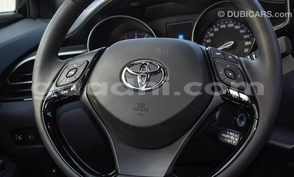 اشتري Imported Toyota C-HR آخر سيارة في Import - Dubai في الصومال اشتري Imported Toyota C-HR آخر سيارة في Import - Dubai في الصومال