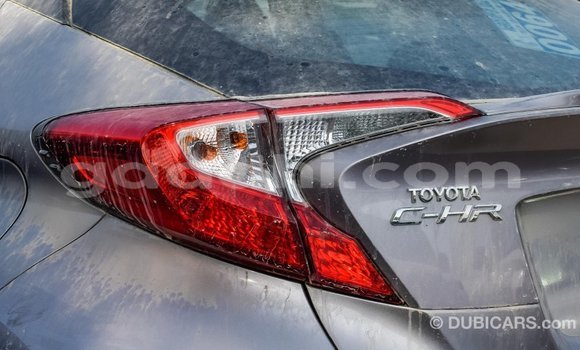 اشتري Imported Toyota C-HR آخر سيارة في Import - Dubai في الصومال اشتري Imported Toyota C-HR آخر سيارة في Import - Dubai في الصومال