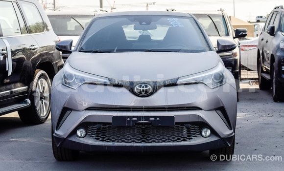 اشتري Imported Toyota C-HR آخر سيارة في Import - Dubai في الصومال اشتري Imported Toyota C-HR آخر سيارة في Import - Dubai في الصومال