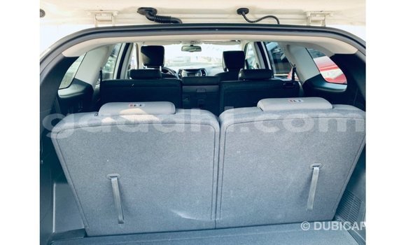 Buy Import Hyundai Santa Fe White Car in Import - Dubai in Somalia Buy Import Hyundai Santa Fe White Car in Import - Dubai in Somalia