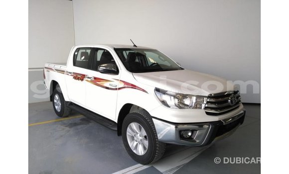 اشتري Imported Toyota Hilux أبيض سيارة في Import - Dubai في الصومال اشتري Imported Toyota Hilux أبيض سيارة في Import - Dubai في الصومال