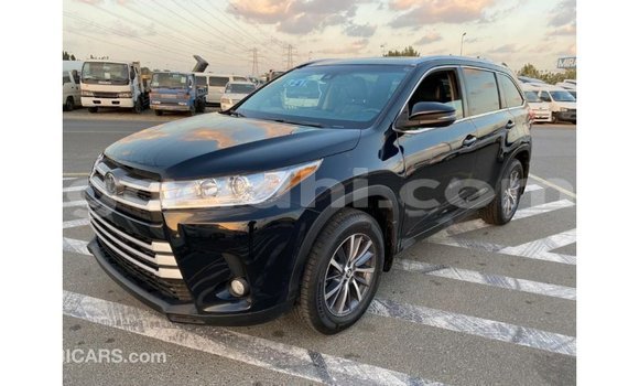 ይግዙ Imported Toyota Highlander ጥቁር መኪና በ Import - Dubai በ ሶማሊያ ይግዙ Imported Toyota Highlander ጥቁር መኪና በ Import - Dubai በ ሶማሊያ