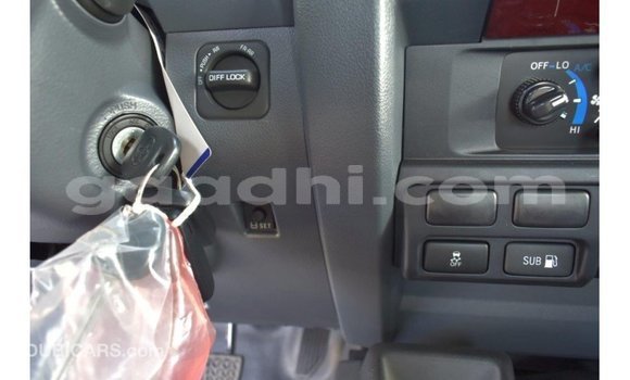 Imported Toyota Land Cruiser Other Makiinaa iti Import - Dubai keessatti Somalia keessatti Imported Toyota Land Cruiser Other Makiinaa iti Import - Dubai keessatti Somalia keessatti