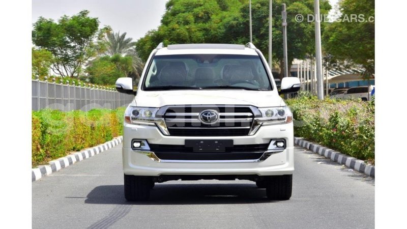 Big with watermark toyota land cruiser somalia import dubai 3225