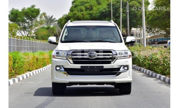 Buy Import Toyota Land Cruiser White Car in Import - Dubai in Somalia Buy Import Toyota Land Cruiser White Car in Import - Dubai in Somalia