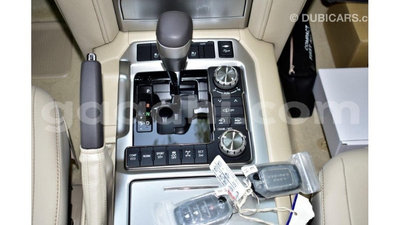 Big with watermark toyota land cruiser somalia import dubai 3225