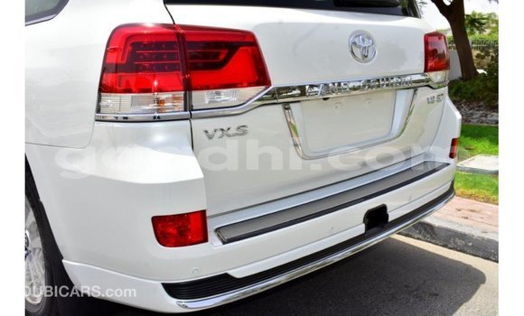 Buy Import Toyota Land Cruiser White Car in Import - Dubai in Somalia Buy Import Toyota Land Cruiser White Car in Import - Dubai in Somalia