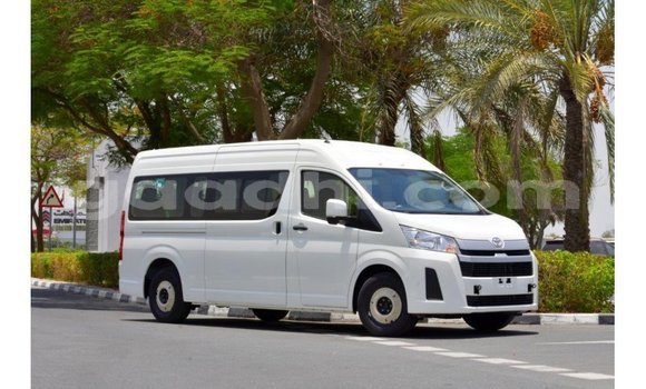 Buy Import Toyota Hiace White Car in Import - Dubai in Somalia Buy Import Toyota Hiace White Car in Import - Dubai in Somalia