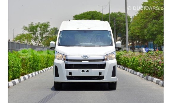 Buy Import Toyota Hiace White Car in Import - Dubai in Somalia Buy Import Toyota Hiace White Car in Import - Dubai in Somalia