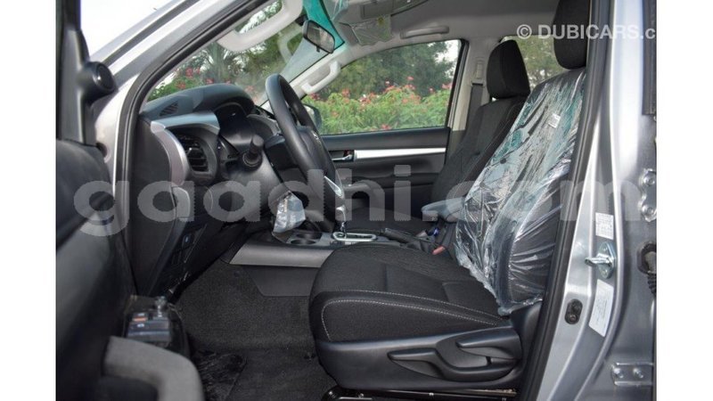 Big with watermark toyota hilux somalia import dubai 3233