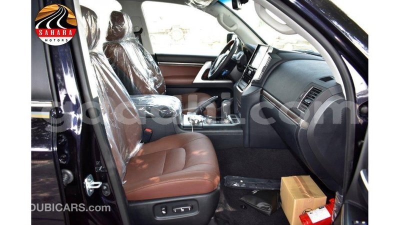 Big with watermark toyota land cruiser somalia import dubai 3238