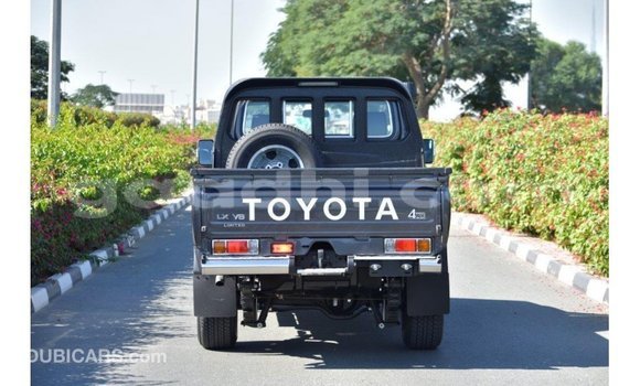 Imported Toyota Land Cruiser Other Makiinaa iti Import - Dubai keessatti Somalia keessatti Imported Toyota Land Cruiser Other Makiinaa iti Import - Dubai keessatti Somalia keessatti