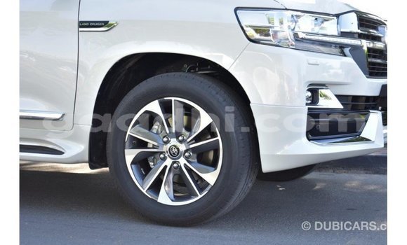 Buy Import Toyota Land Cruiser White Car in Import - Dubai in Somalia Buy Import Toyota Land Cruiser White Car in Import - Dubai in Somalia