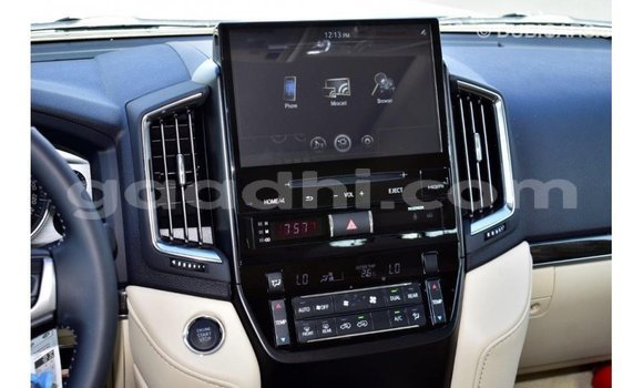 Buy Import Toyota Land Cruiser Black Car in Import - Dubai in Somalia Buy Import Toyota Land Cruiser Black Car in Import - Dubai in Somalia
