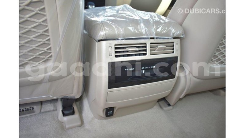 Big with watermark toyota land cruiser somalia import dubai 3244