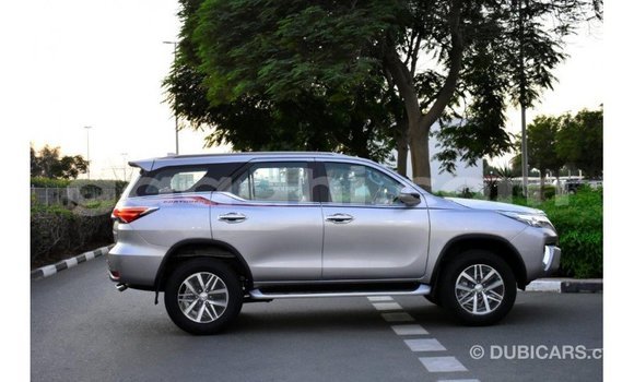 Imported Toyota Fortuner Other Makiinaa iti Import - Dubai keessatti Somalia keessatti Imported Toyota Fortuner Other Makiinaa iti Import - Dubai keessatti Somalia keessatti